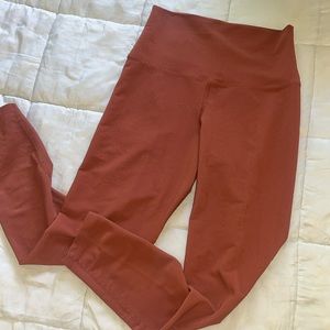Beach Riot size M rust color leggings.
